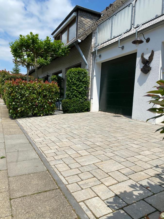 Grosszuegige Monteurwohnung 埃森 外观 照片